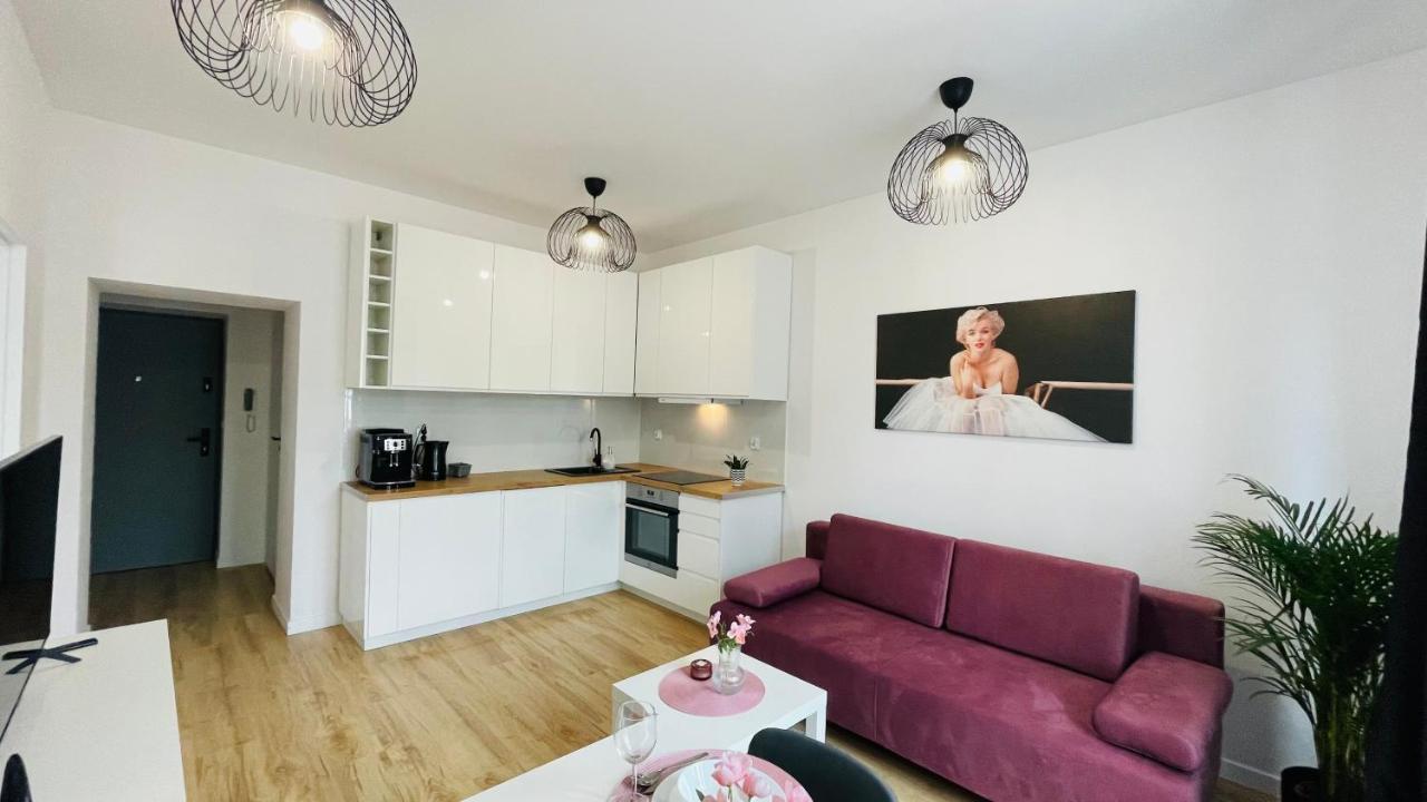 Jm Millennium Kaweczynska 37 Daire Varşova Dış mekan fotoğraf