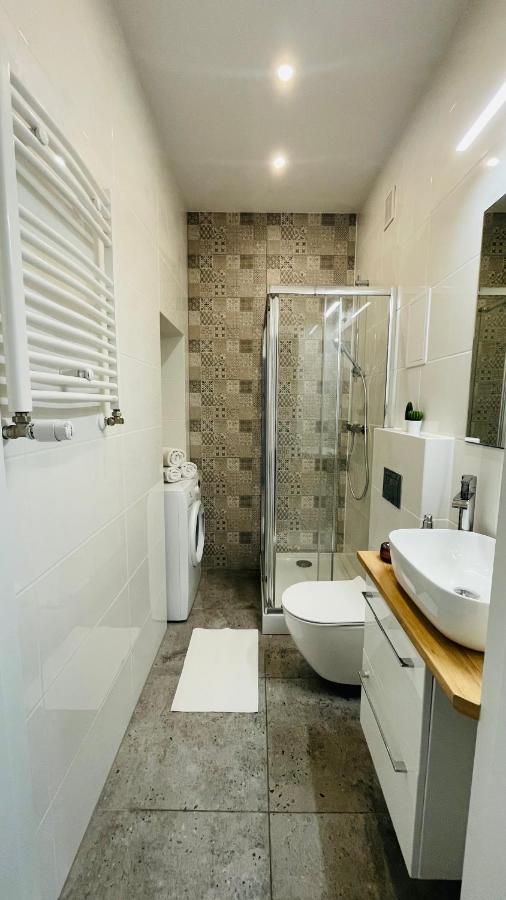 Jm Millennium Kaweczynska 37 Daire Varşova Dış mekan fotoğraf